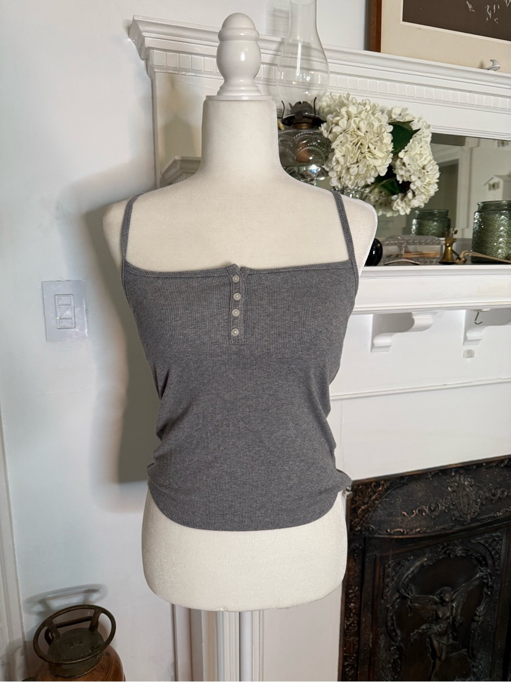 Abercrombie & Fitch Built-In Bra Gray Ribbed Henley Cami